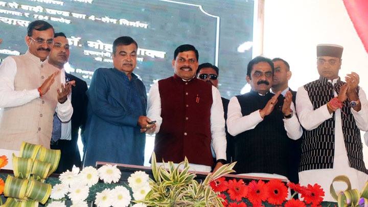 राजमार्ग परियोजनाएं बनाएंगी मध्यप्रदेश को इंडस्ट्रियल और एग्रीकल्चर हब - केंद्रीय मंत्री श्री गडकरी